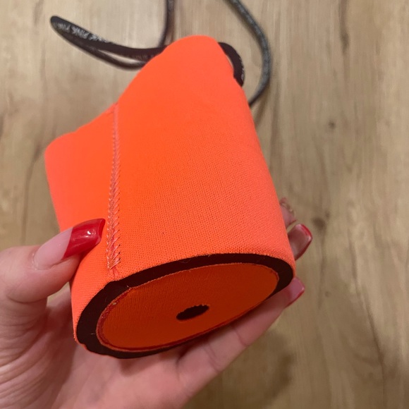 Never Used Coral Pink Fanny Pack w/ Matching Cousy - Picture 5 of 5